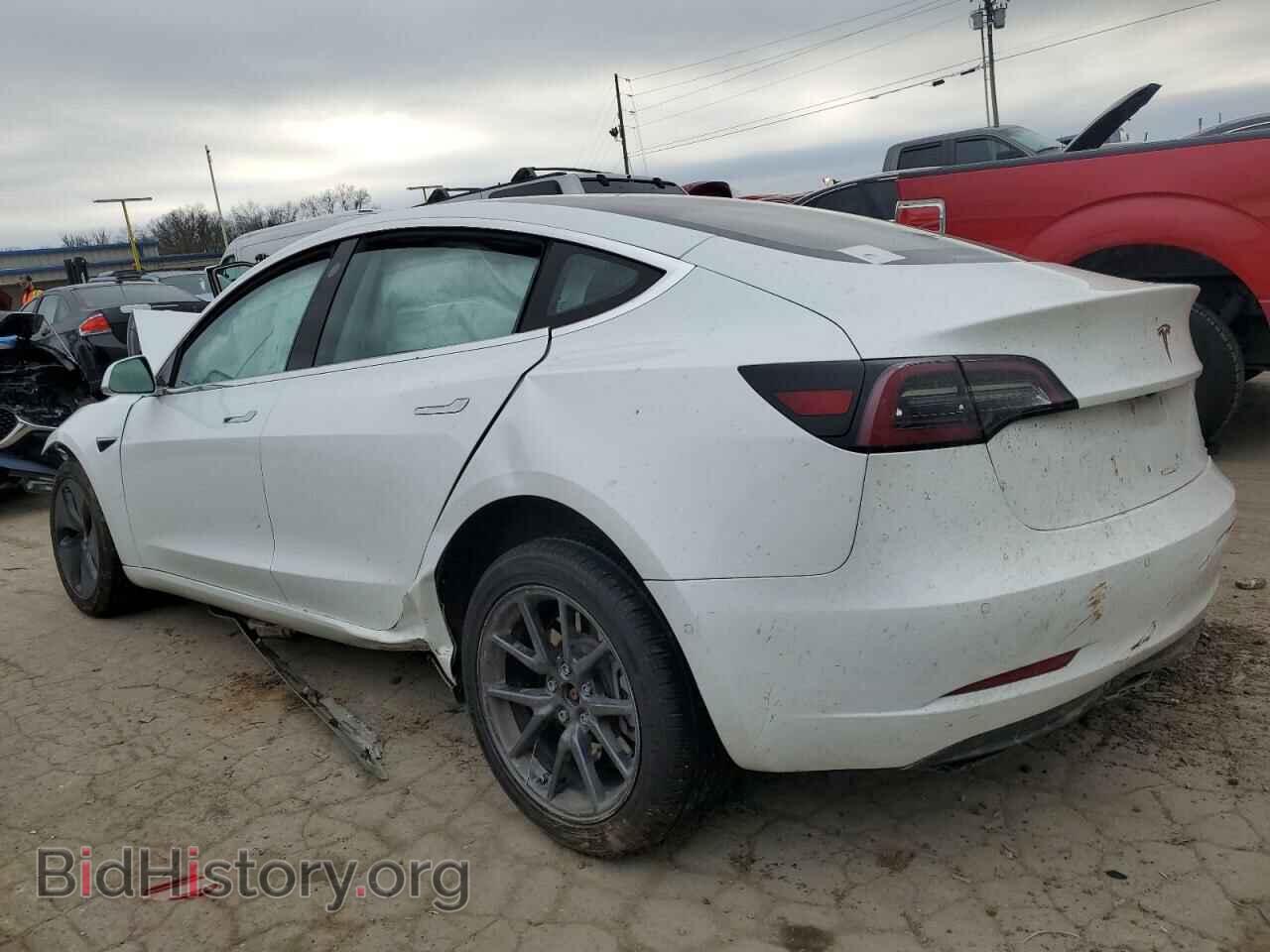 2018 TESLA MODEL 3 - VIN: 5YJ3E1EAXJF035296 - Photo 2