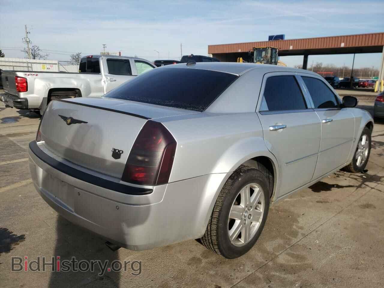 2006 CHRYSLER 300 - VIN: 2C3LK63H26H133377 - Фото 4