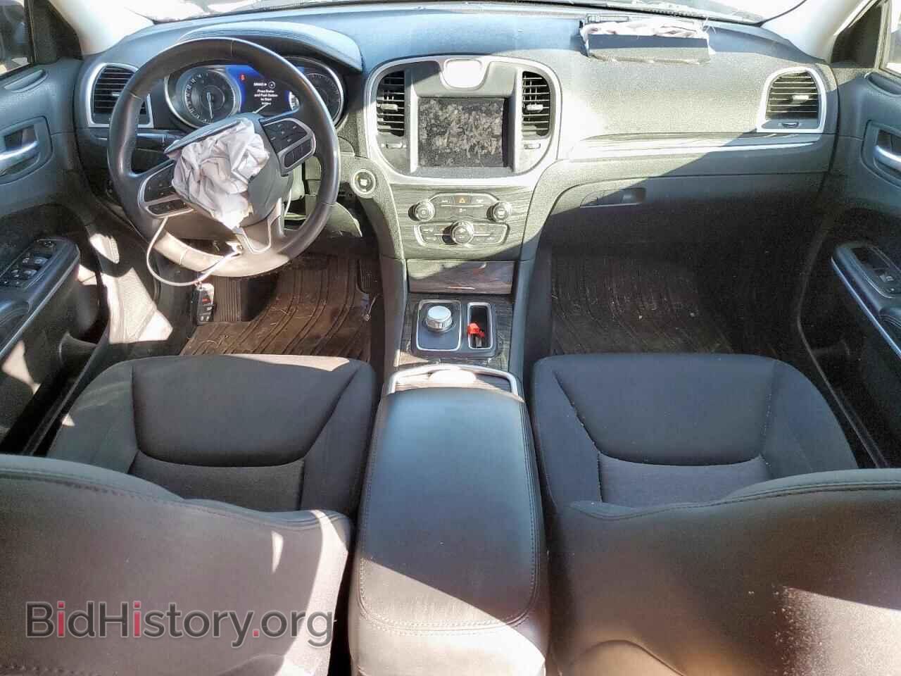 2021 CHRYSLER 300 - VIN: 2C3CCAAG6MH512034 - Фото 8