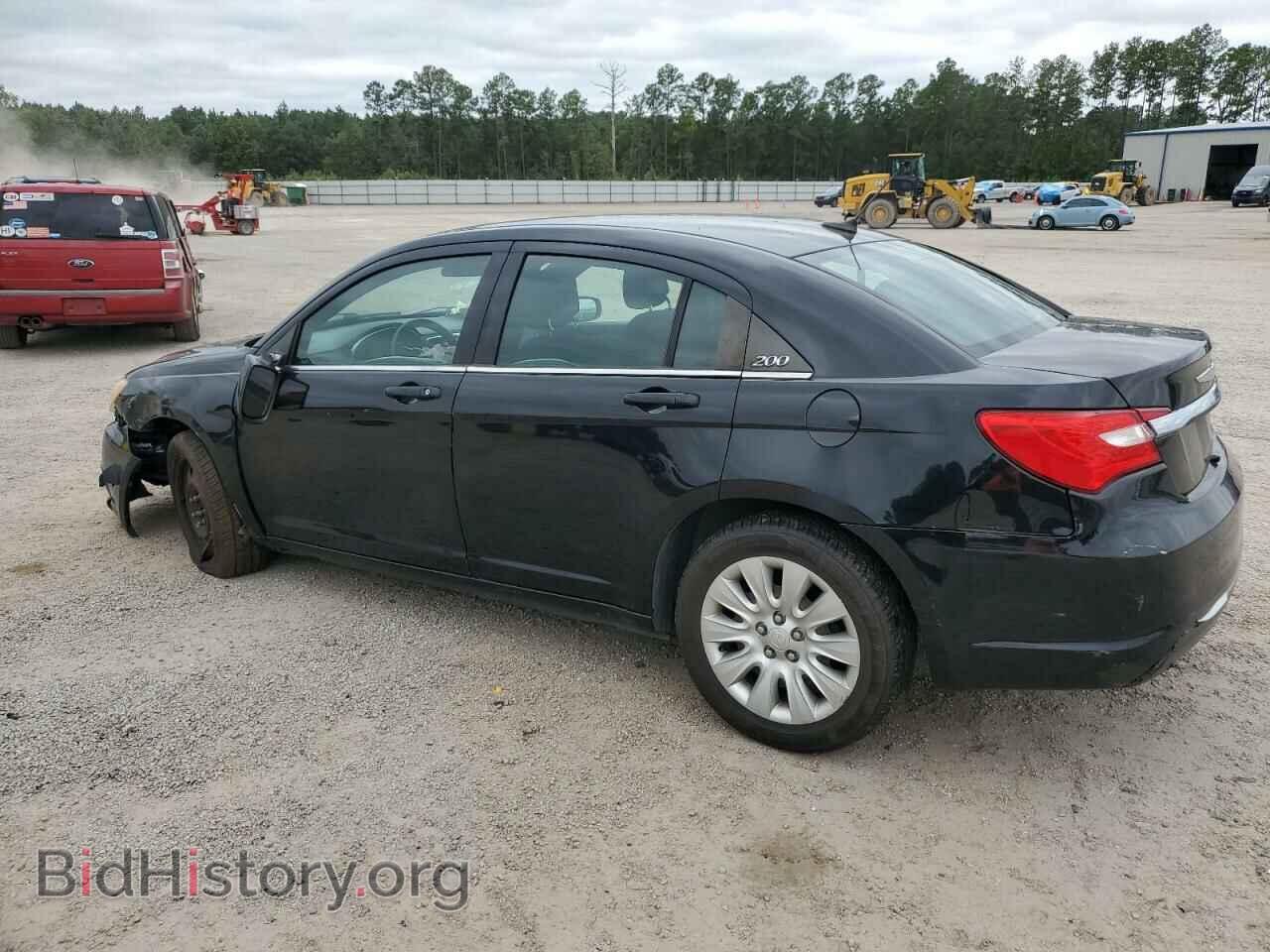 2012 CHRYSLER 200 - VIN: 1C3CCBAB1CN318902 - Фото 2