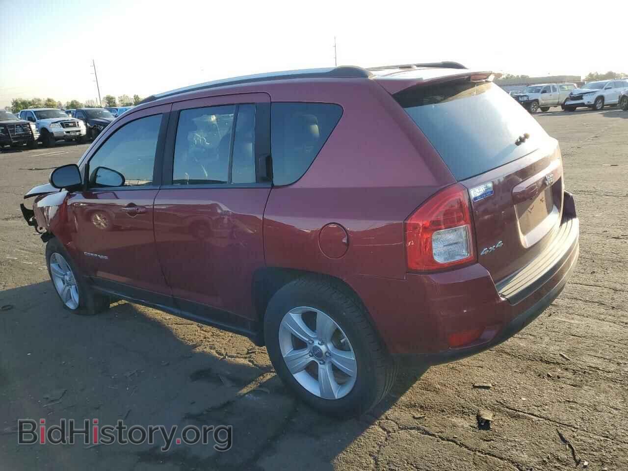 2012 JEEP COMPASS - VIN: 1C4NJDEB3CD604207 - Photo 2