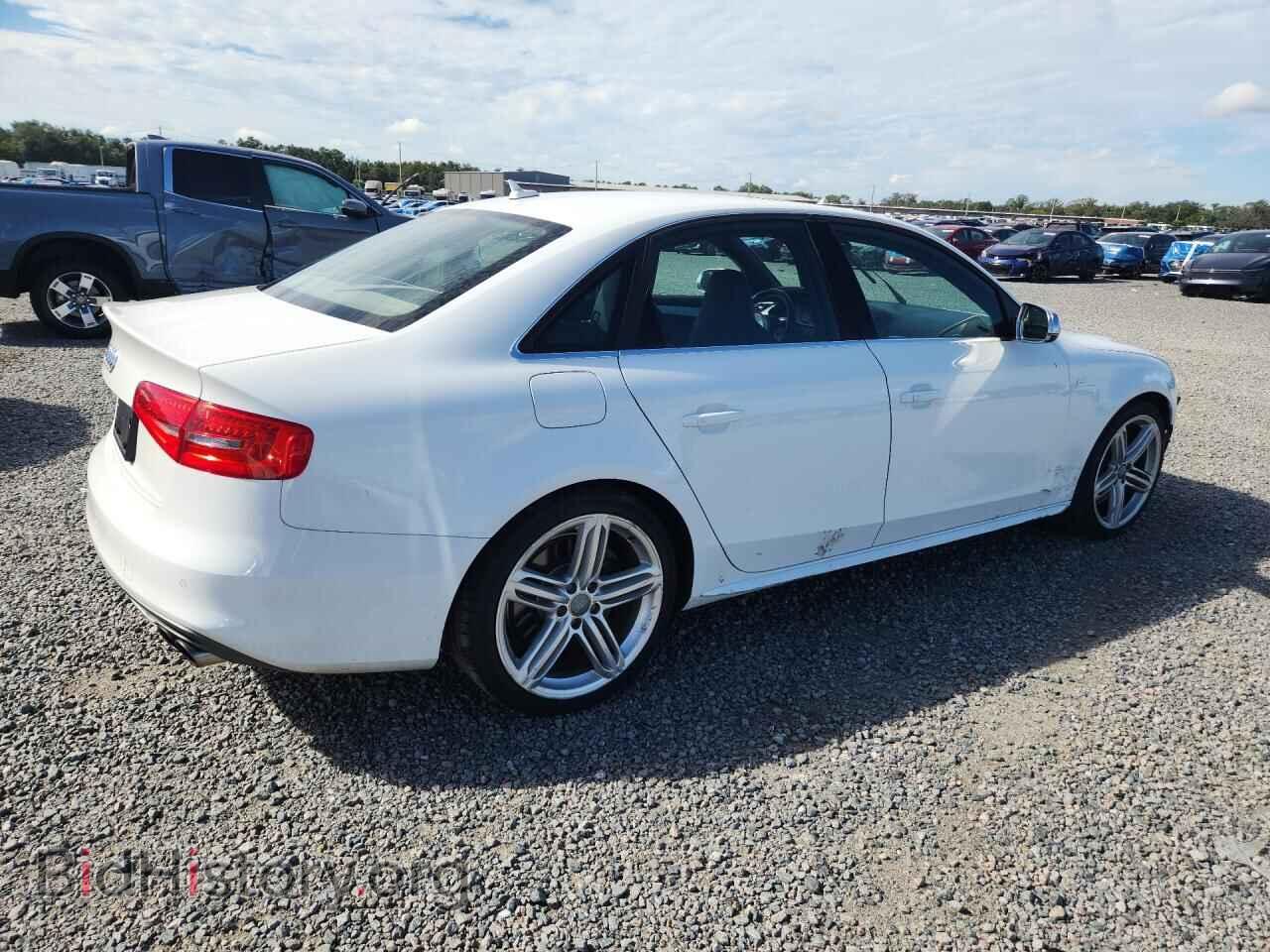 2013 AUDI S4/RS4 - VIN: WAUBGAFLXDA050073 - Photo 3