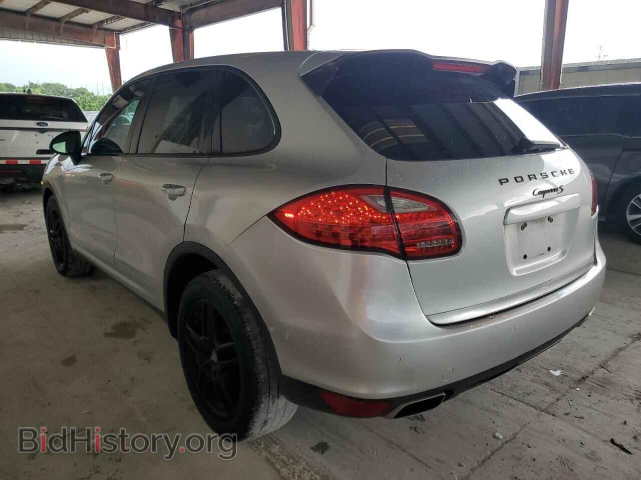2011 PORSCHE CAYENNE - VIN: WP1AB2A26BLA43395 - Фото 2
