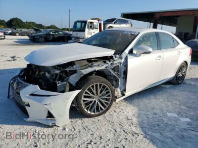 2017 Lexus IS IS 200t, white — VIN JTHBA1D29H5053350, Copart