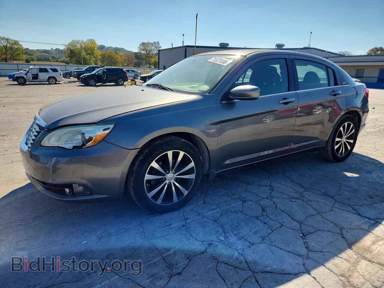 Photo 1C3CCBBB4DN688936 - CHRYSLER 200 2013