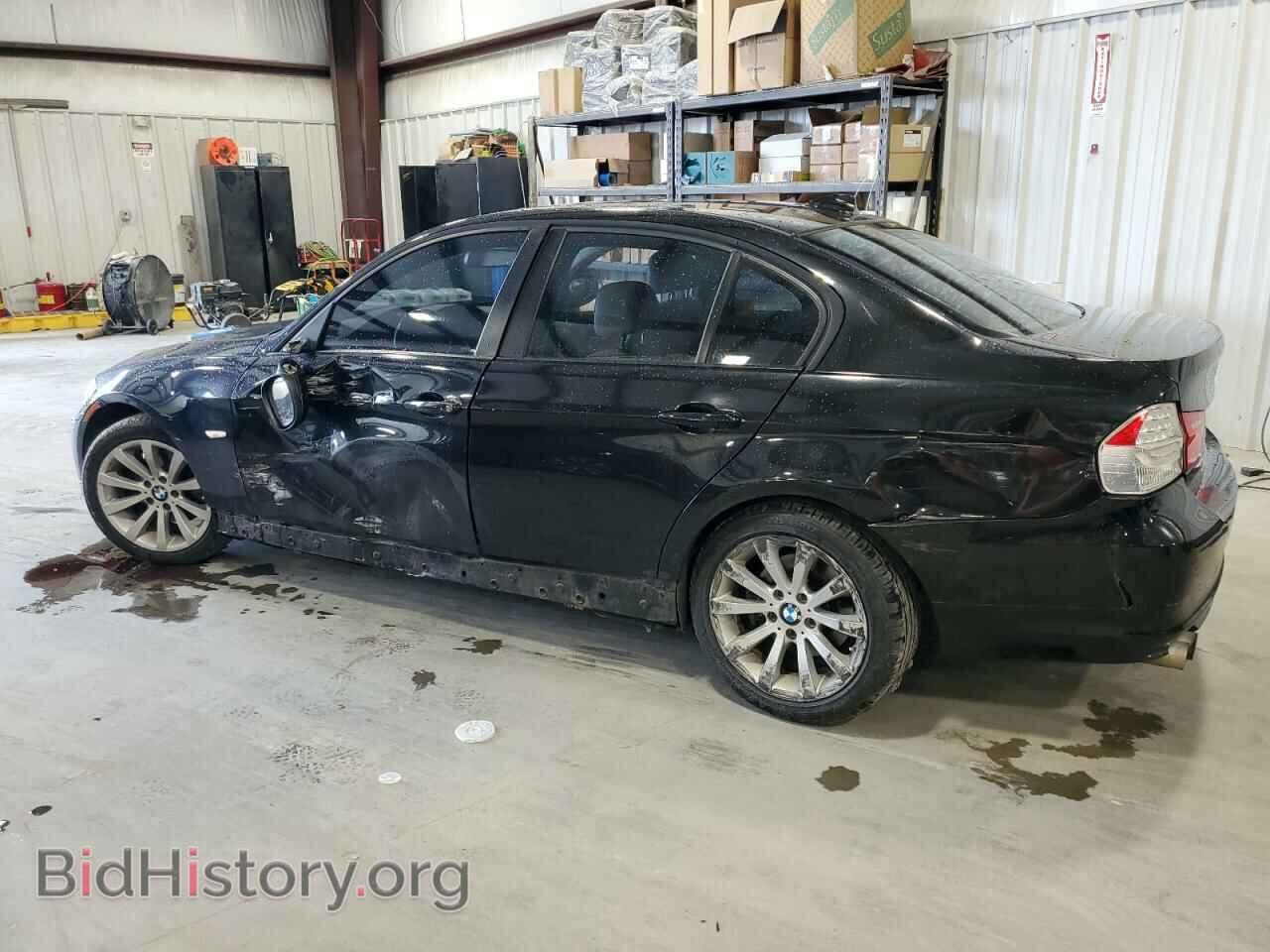 2011 BMW 3 SERIES - VIN: WBAPH7C50BE681299 - Photo 2
