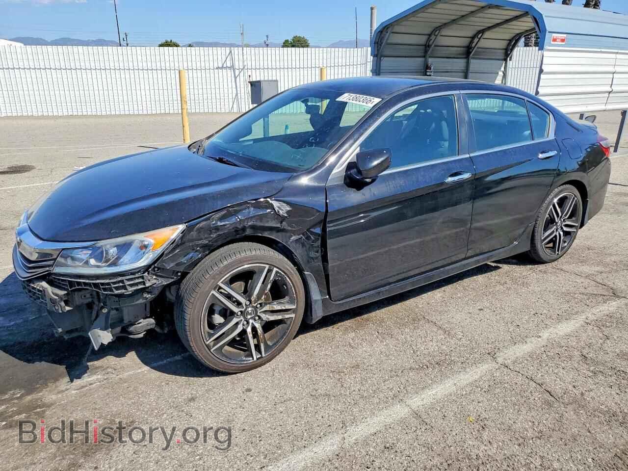 Photo 1HGCR2F14HA068159 - HONDA ACCORD 2017