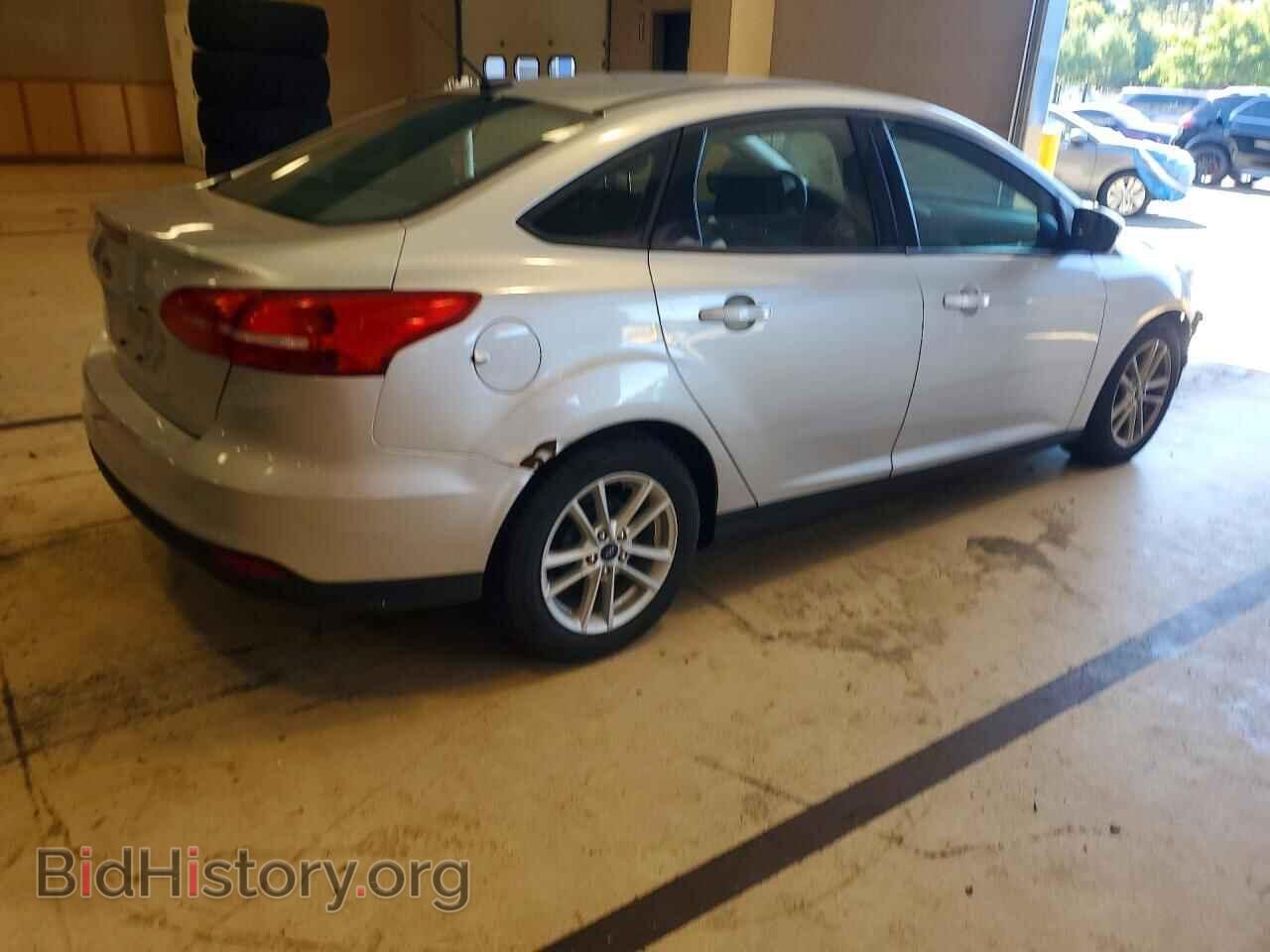 2018 FORD FOCUS - VIN: 1FADP3F24JL213899 - Фото 3
