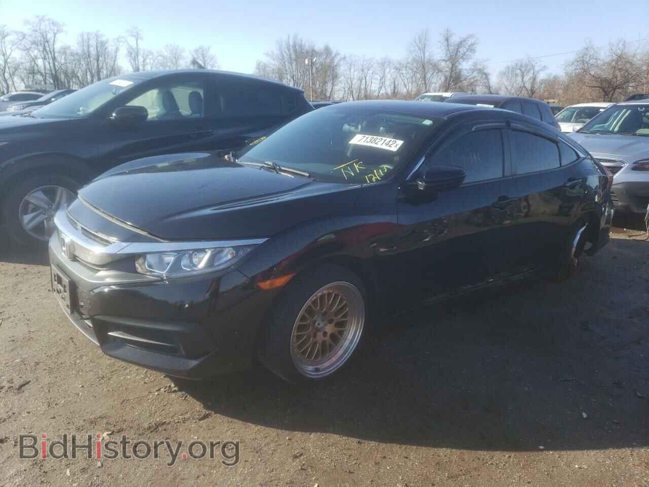 Фотография 19XFC2E50HE032192 - HONDA CIVIC 2017