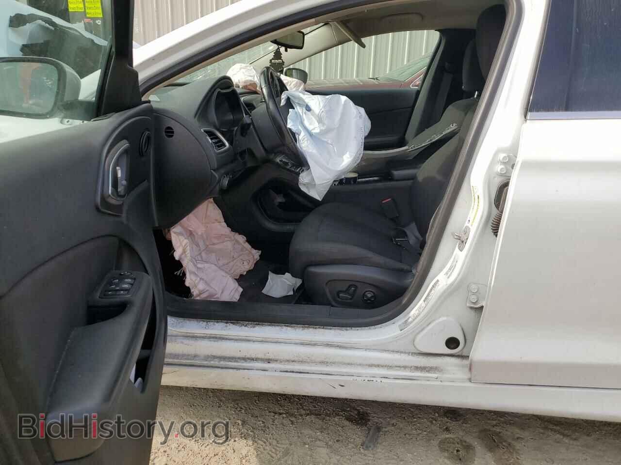 2015 CHRYSLER 200 - VIN: 1C3CCCAB8FN732897 - Фото 7