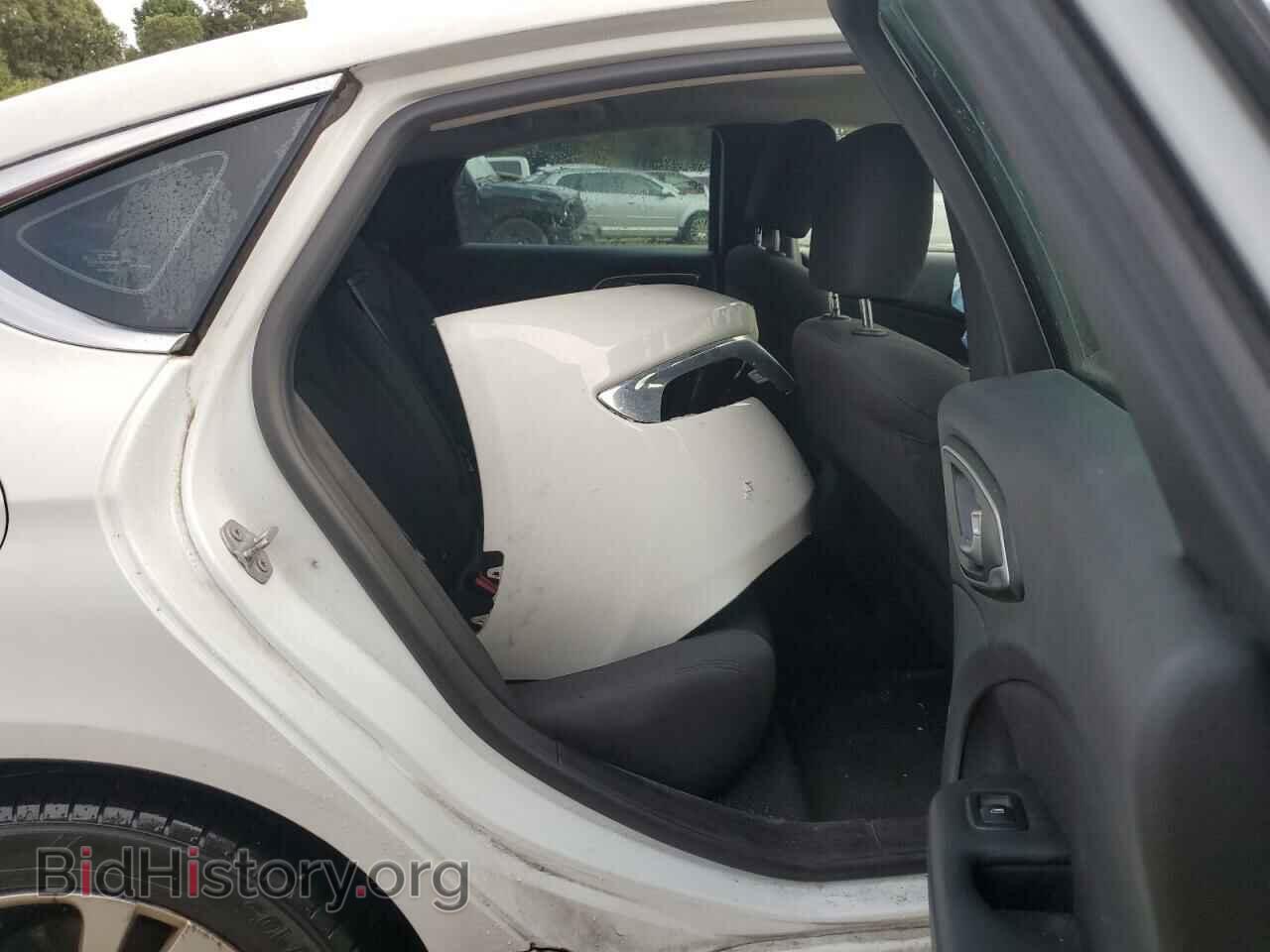2015 CHRYSLER 200 - VIN: 1C3CCCAB8FN732897 - Фото 10