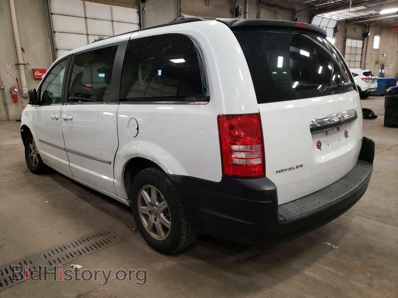2010 CHRYSLER MINIVAN - VIN: 2A4RR5D10AR299956 - Фото 2