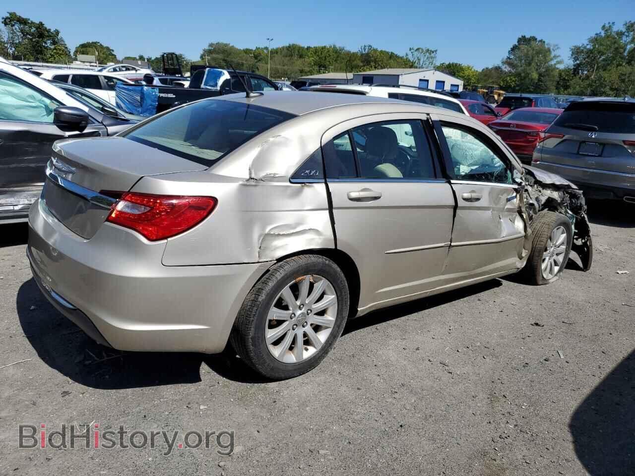 2013 CHRYSLER 200 - VIN: 1C3CCBBG8DN731847 - Фото 3