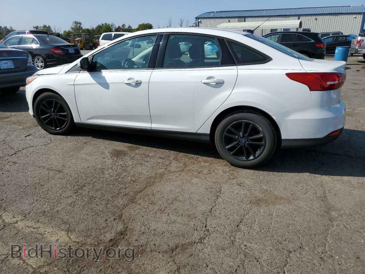 2017 FORD FOCUS - VIN: 1FADP3F23HL281444 - Photo 2