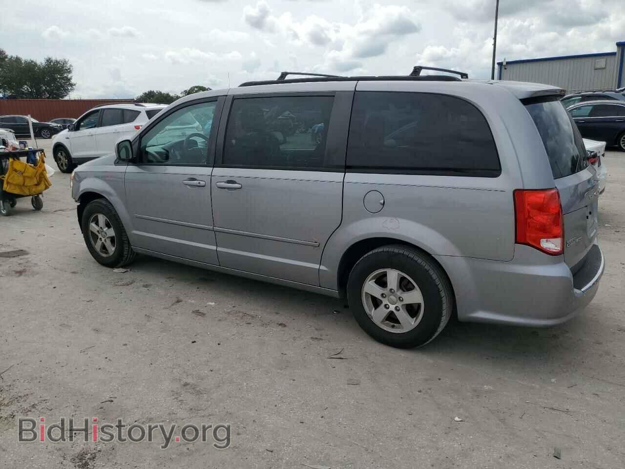 2013 DODGE CARAVAN - VIN: 2C4RDGCG0DR576373 - Photo 2