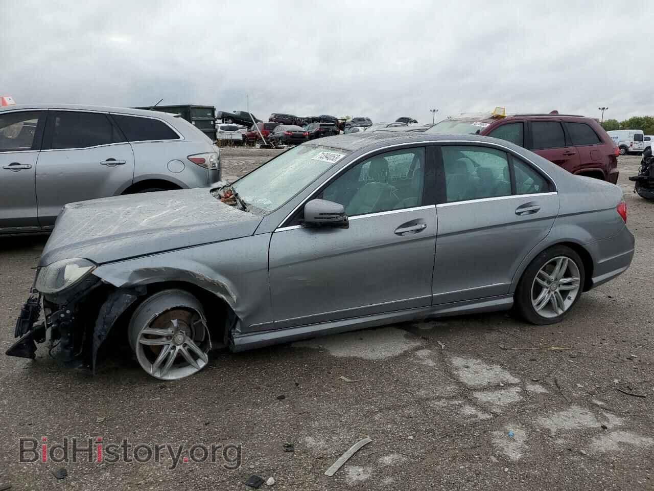 Photo WDDGF8BB1CA604820 - MERCEDES-BENZ C-CLASS 2012