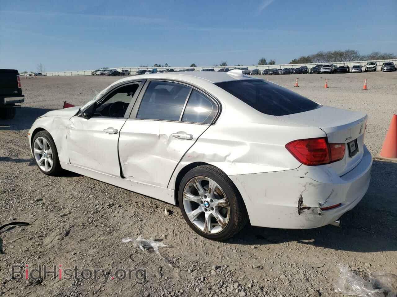 2013 BMW 3 SERIES - VIN: WBA3C3C5XDF981404 - Фото 2