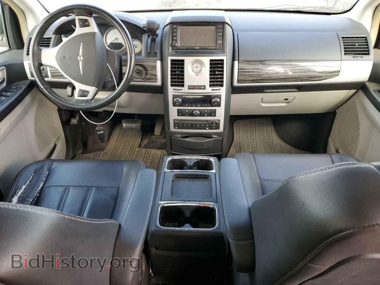 2010 CHRYSLER MINIVAN - VIN: 2A4RR5DX3AR290494 - Фото 8