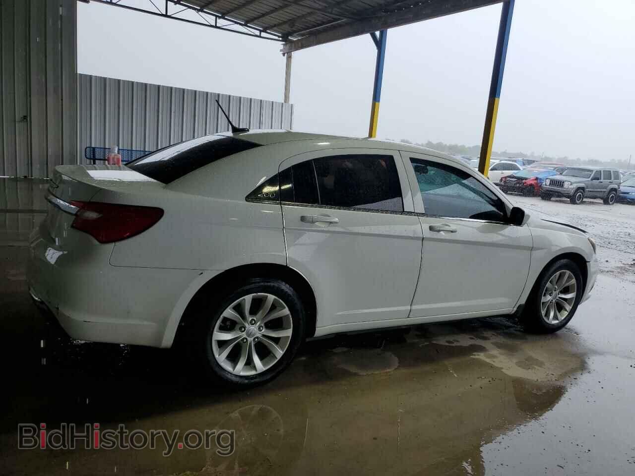 2012 CHRYSLER 200 - VIN: 1C3CCBAB6CN170441 - Фото 3