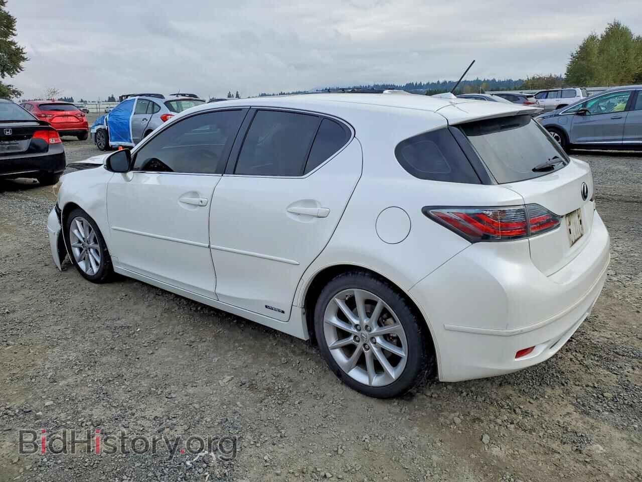 2011 LEXUS CT 200 - VIN: JTHKD5BH5B2009294 - Photo 2