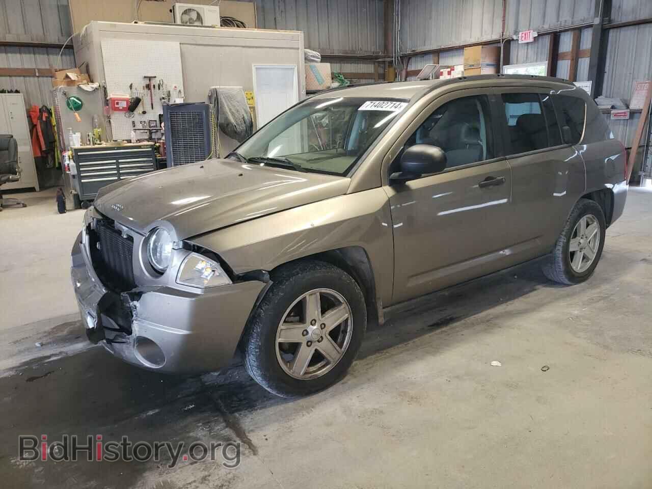 Фотография 1J8FT47W37D249956 - JEEP COMPASS 2007