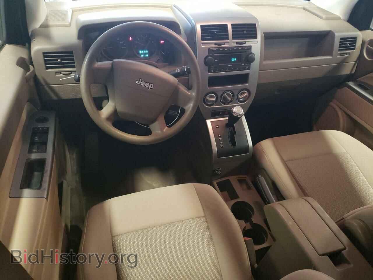 2007 JEEP COMPASS - VIN: 1J8FT47W37D249956 - Фото 8
