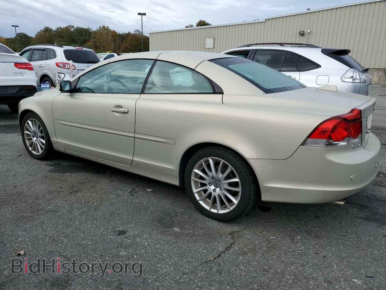 2007 VOLVO C70 - VIN: YV1MC68227J017236 - Фото 2