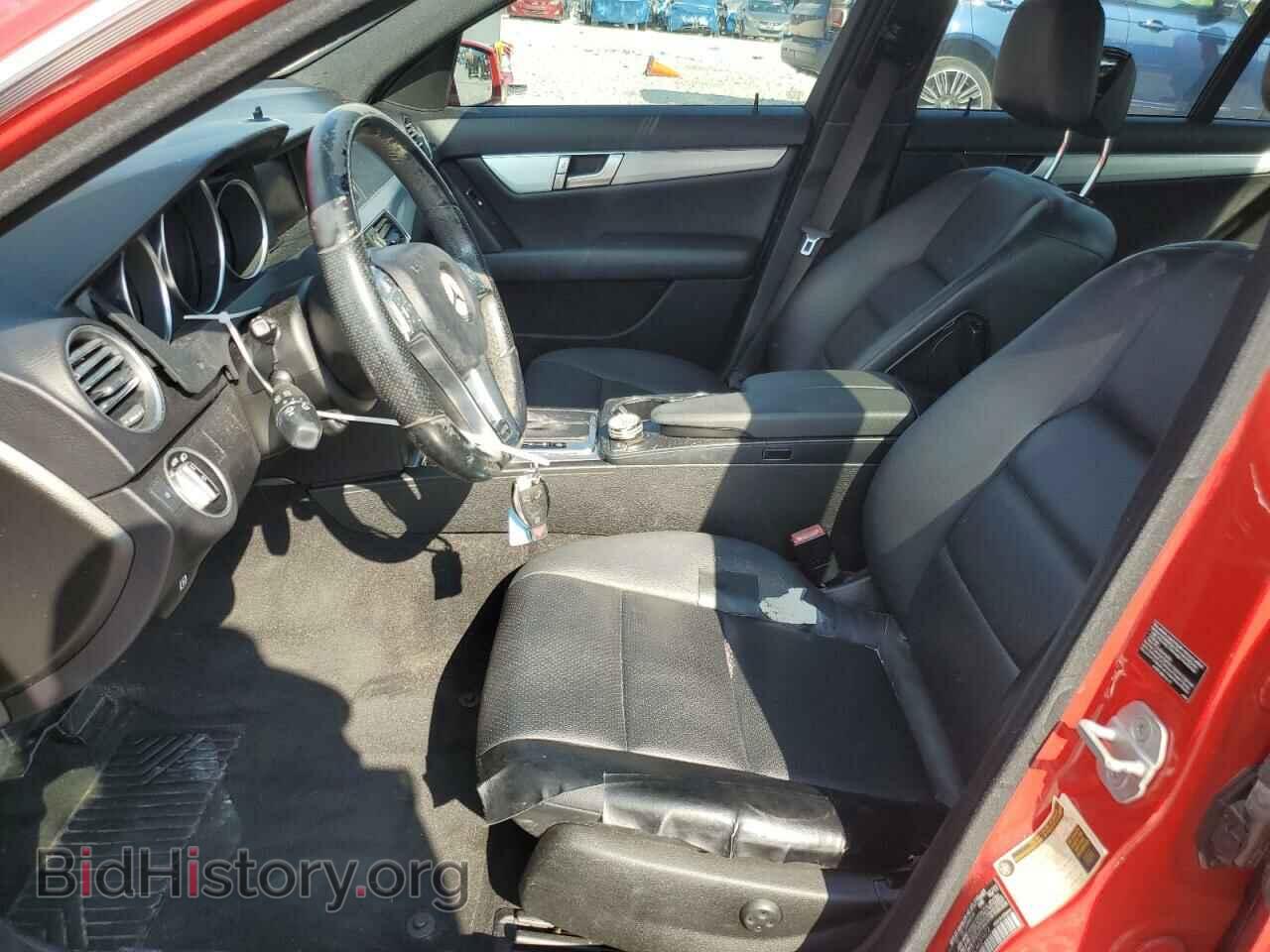 2012 MERCEDES-BENZ C-CLASS - VIN: WDDGF4HB4CA637472 - Фото 7