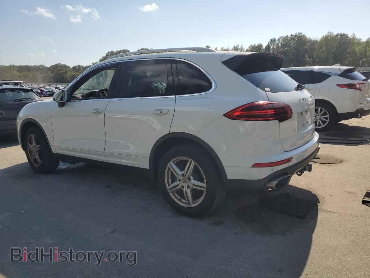 2016 PORSCHE CAYENNE - VIN: WP1AA2A22GLA11652 - Фото 2