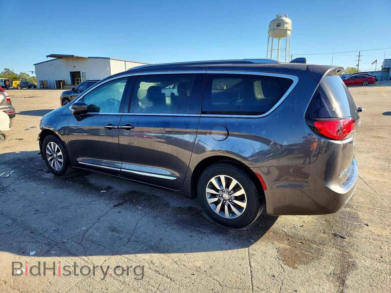 2020 CHRYSLER PACIFICA - VIN: 2C4RC1EG0LR245594 - Photo 2