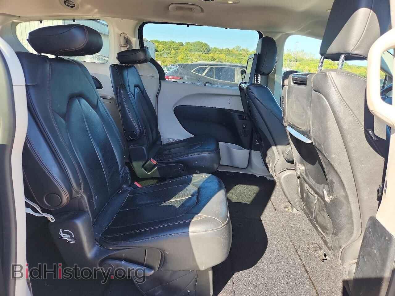 2020 CHRYSLER PACIFICA - VIN: 2C4RC1EG0LR245594 - Photo 11