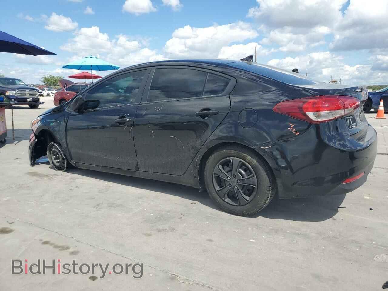2017 KIA FORTE - VIN: 3KPFL4A74HE056529 - Photo 2
