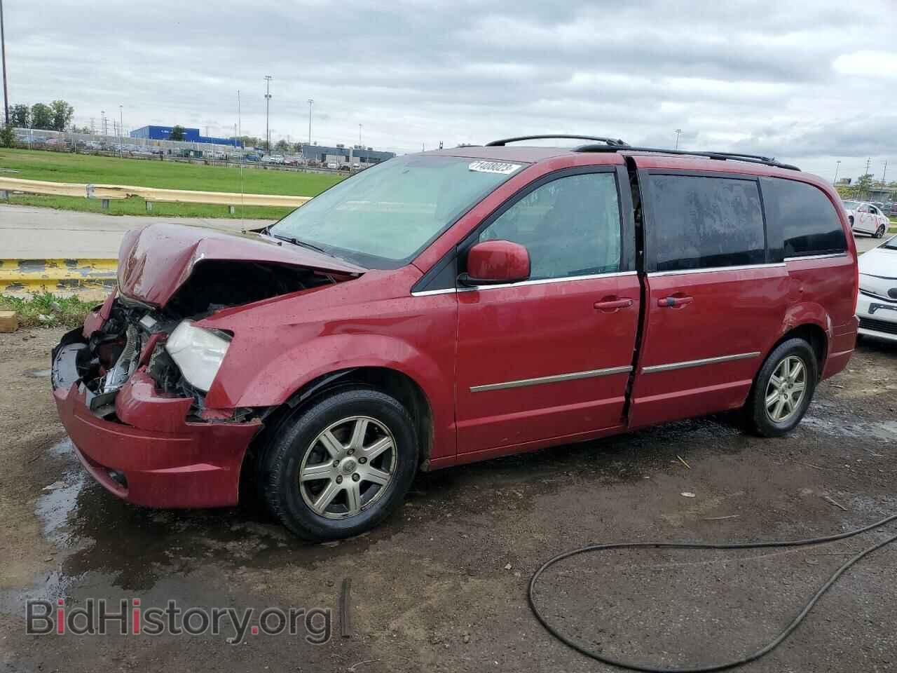 Photo 2A4RR5D14AR366171 - CHRYSLER MINIVAN 2010