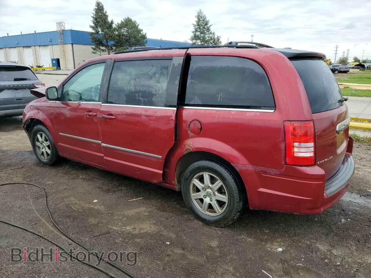 2010 CHRYSLER MINIVAN - VIN: 2A4RR5D14AR366171 - Photo 2