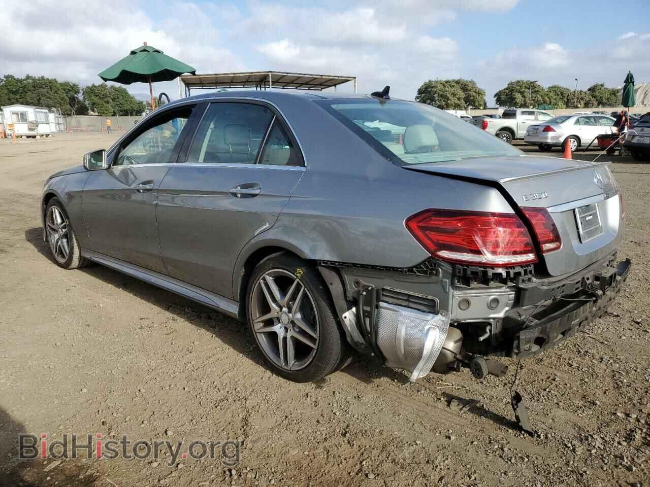 2014 MERCEDES-BENZ E-CLASS - VIN: WDDHF5KB4EB071619 - Фото 2