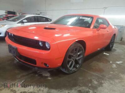 2022 Dodge CHALLENGER SXT, orange — VIN 2C3CDZAG4NH118318, Copart