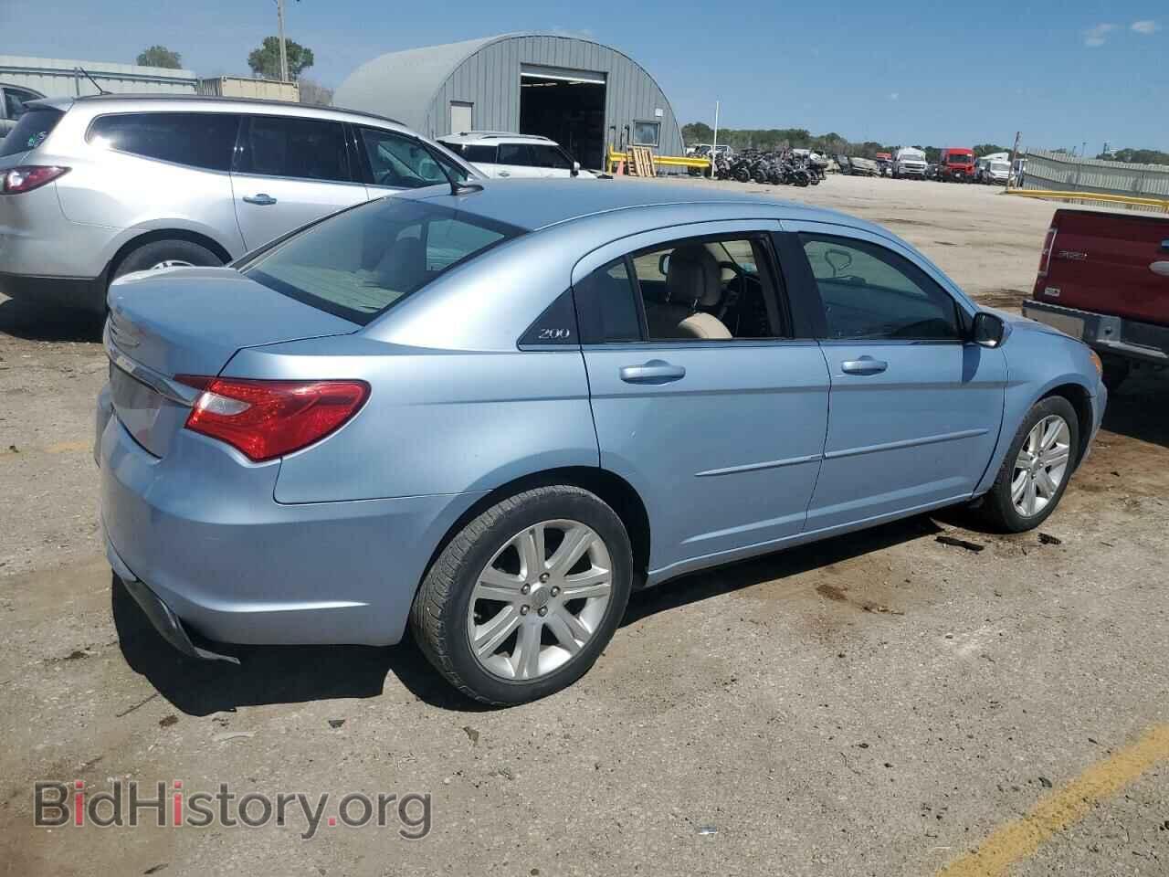 2013 CHRYSLER 200 - VIN: 1C3CCBBB2DN659127 - Фото 3
