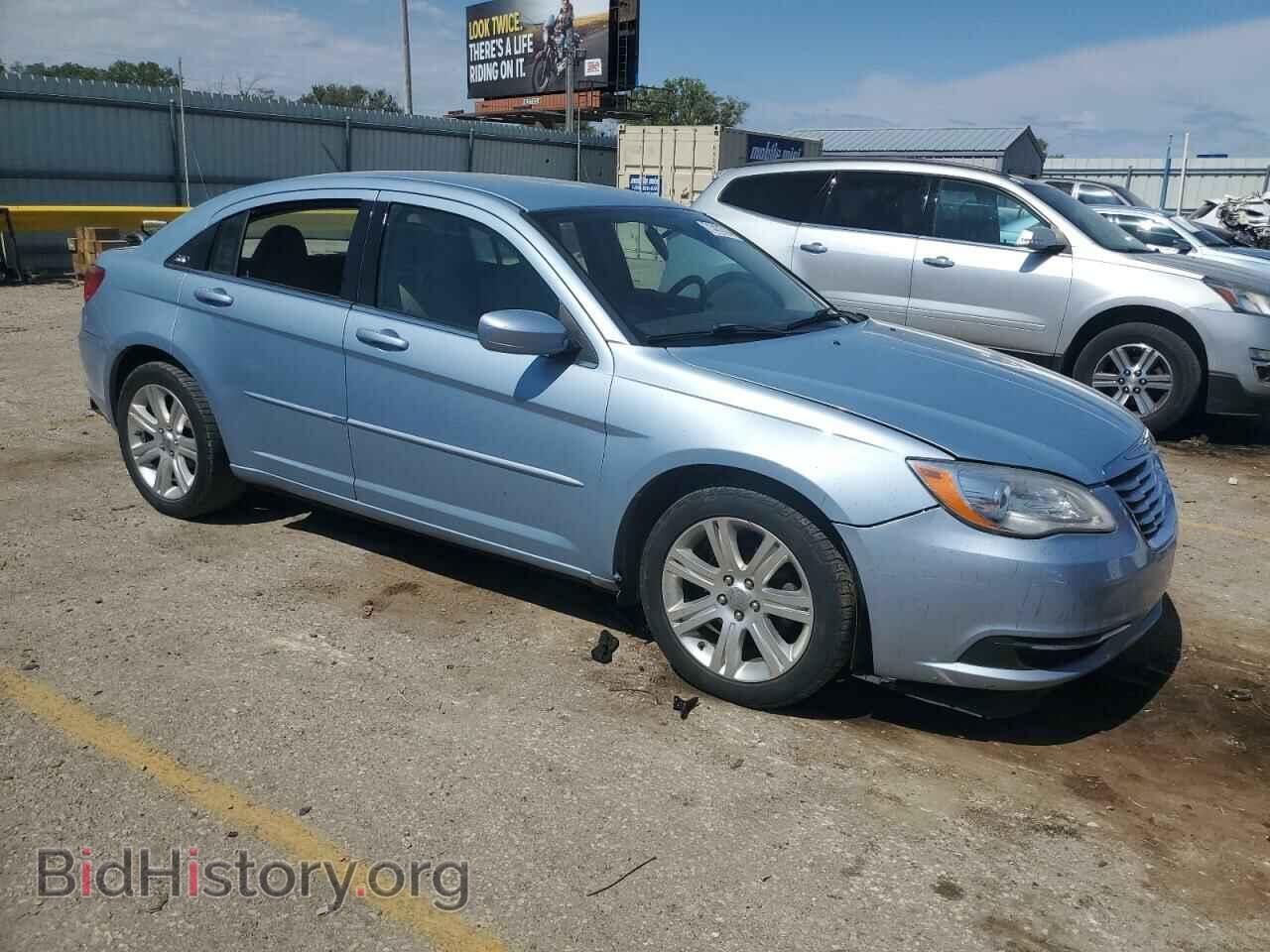 2013 CHRYSLER 200 - VIN: 1C3CCBBB2DN659127 - Фото 4