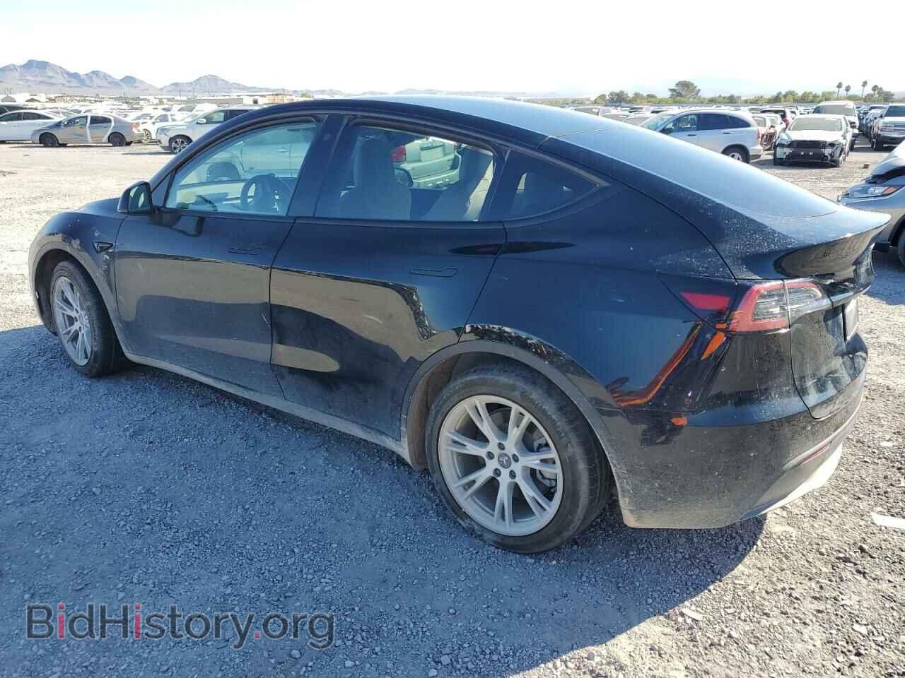 2022 TESLA MODEL Y - VIN: 7SAYGDEEXNF381894 - Фото 2
