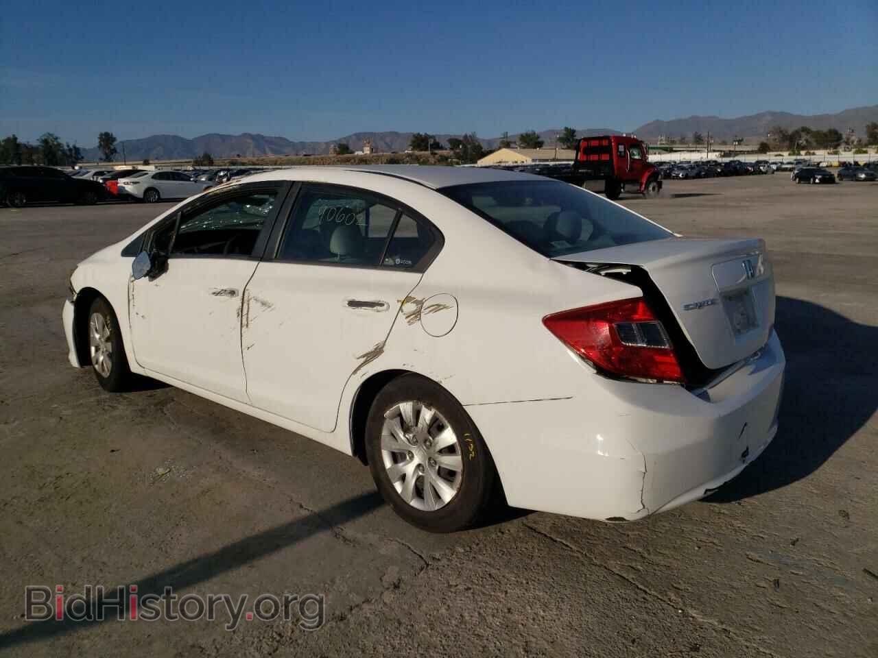 2012 HONDA CIVIC - VIN: 2HGFB2F51CH576264 - Фото 3