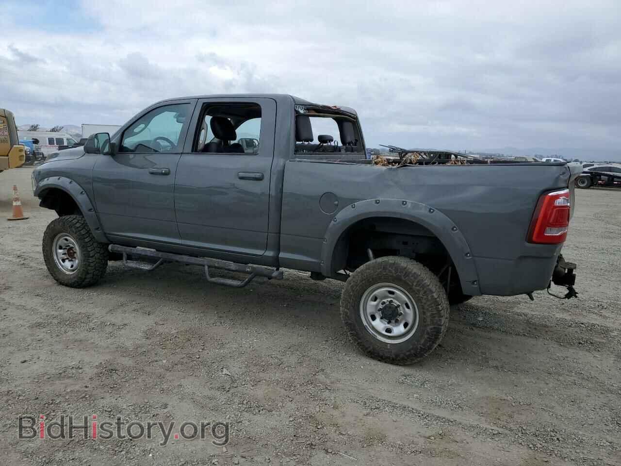 2016 RAM All Models - VIN: 3C6UR5CL6GG146670 - Photo 2