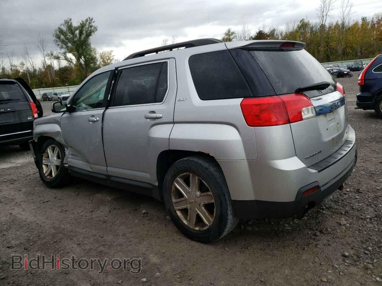 2011 GMC TERRAIN - VIN: 2CTFLVE58B6375698 - Photo 2