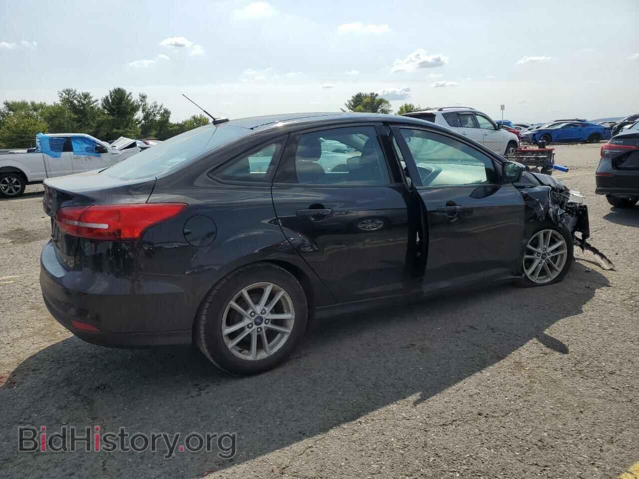 2017 FORD FOCUS - VIN: 1FADP3F2XHL322099 - Photo 3