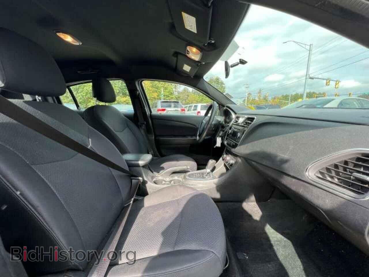 2014 CHRYSLER 200 - VIN: 1C3CCBAGXEN136887 - Фото 5