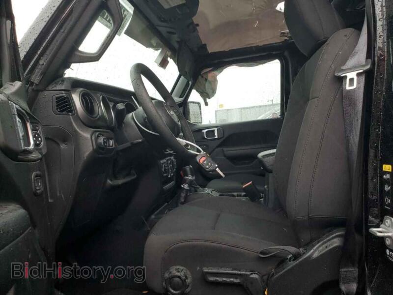 2023 Jeep GLADIATOR (VIN 1C6HJTAGXPL532689) — photo 7 of 13