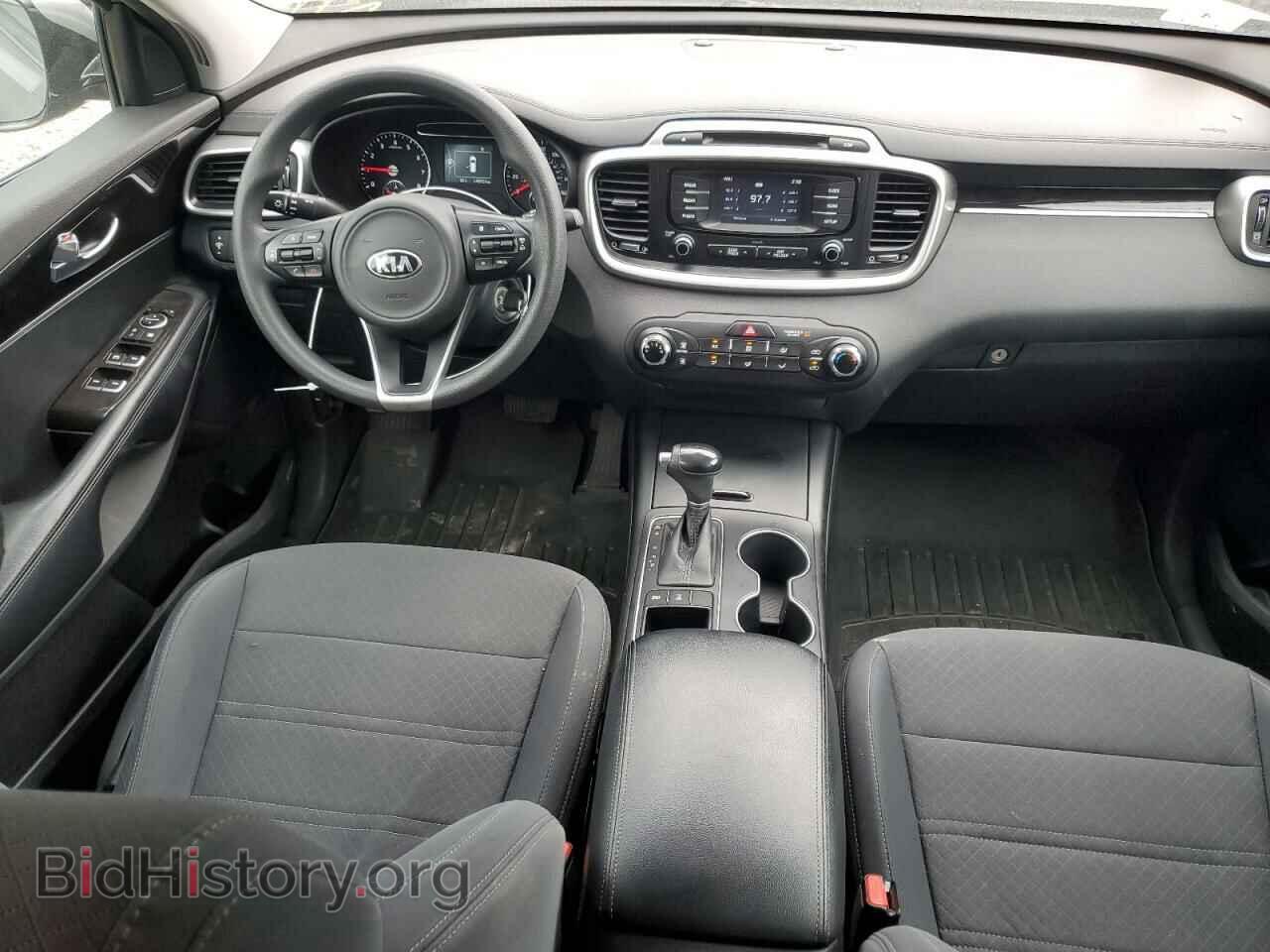 2017 KIA SORENTO - VIN: 5XYPGDA3XHG258607 - Photo 8