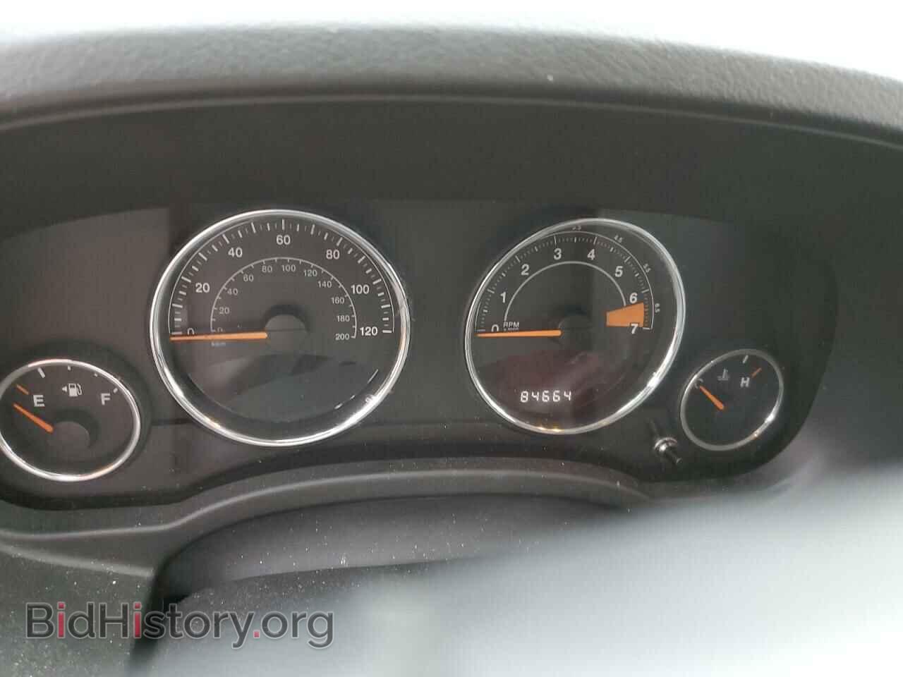 2014 JEEP COMPASS - VIN: 1C4NJCEA0ED753923 - Фото 9