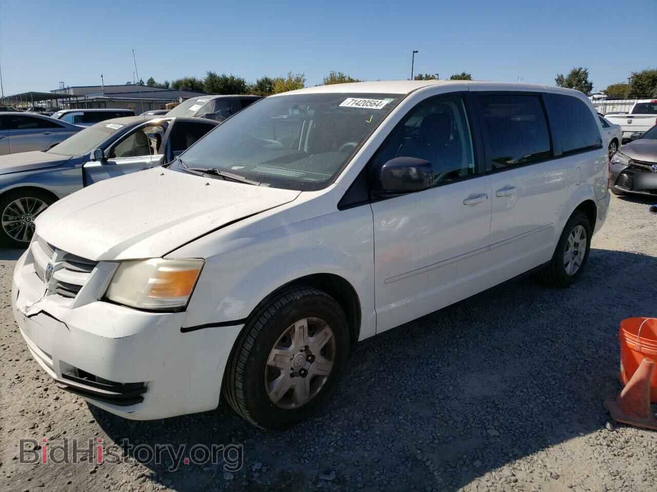 Photo 2D4RN4DE8AR380429 - DODGE CARAVAN 2010