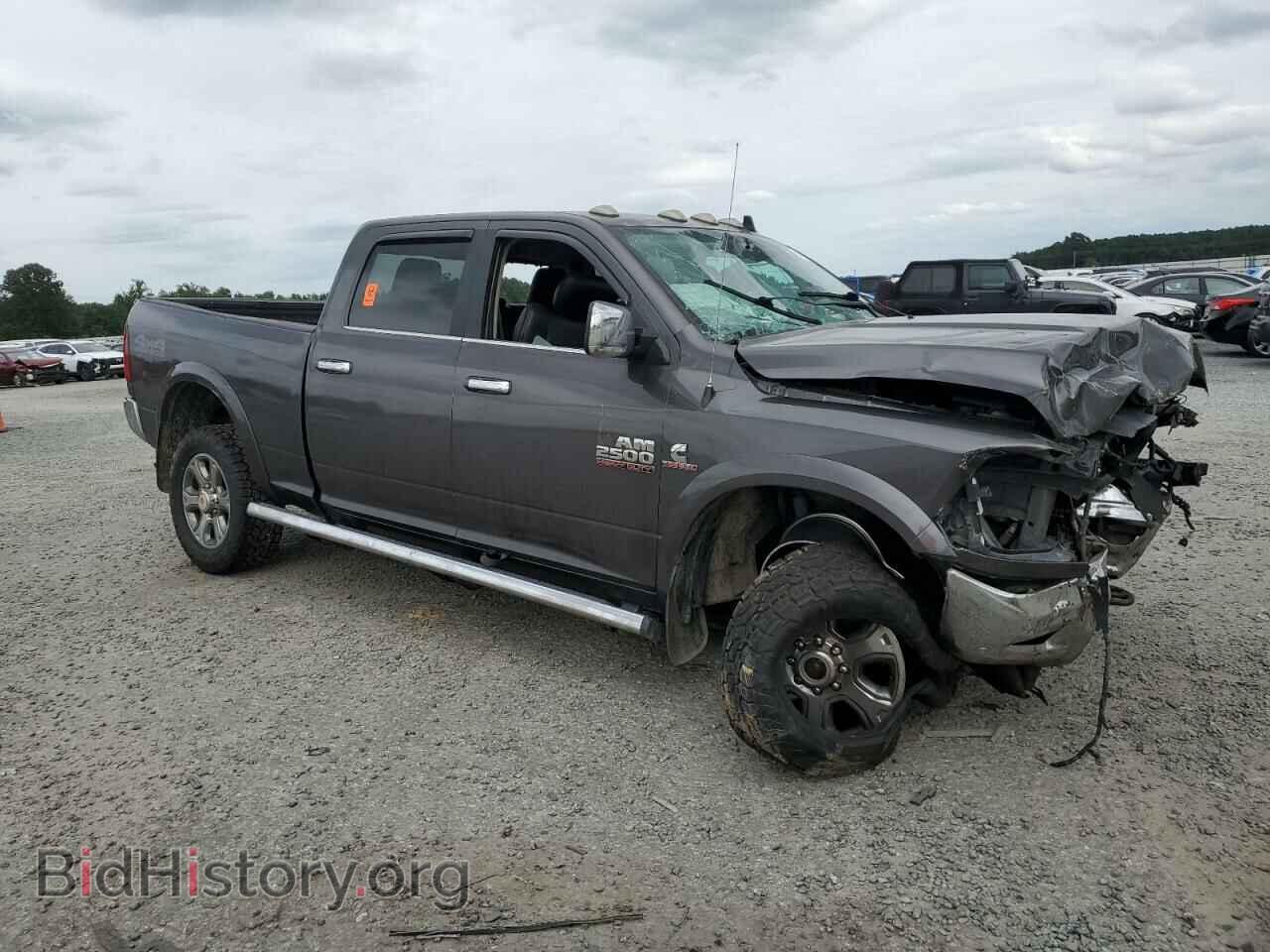 2018 RAM All Models - VIN: 3C6UR5DL3JG379833 - Фото 4