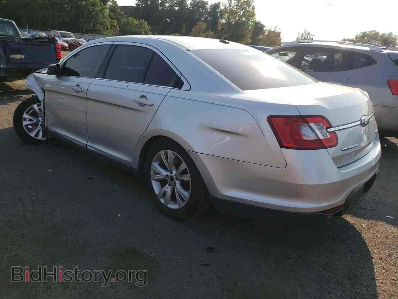 2011 FORD TAURUS - VIN: 1FAHP2EW6BG189972 - Photo 2